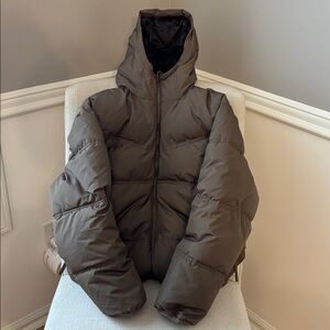 Men’s Hollister Faux Fur lined puffer jacket